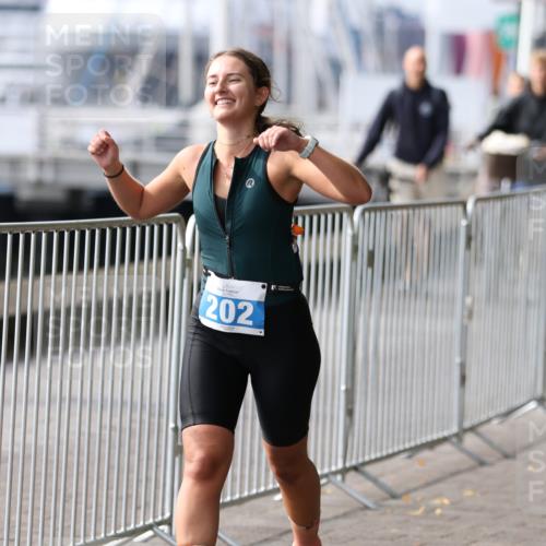16.08.2026 - KN Förde Triathlon 2026 Antke Förster http://msf.ph/oto/9994674 16.08.2026 10:39:24 Laufen  meine-sportfotos.de