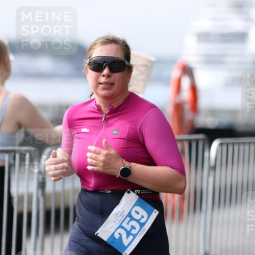 16.08.2026 - KN Förde Triathlon 2026 Antke Förster http://msf.ph/oto/9994704 16.08.2026 10:39:53 Laufen  meine-sportfotos.de