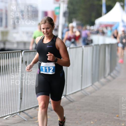 16.08.2026 - KN Förde Triathlon 2026 Antke Förster http://msf.ph/oto/9994712 16.08.2026 10:40:01 Laufen  meine-sportfotos.de