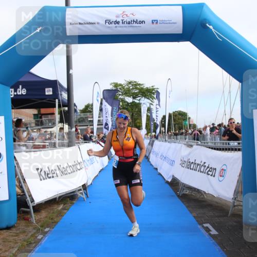 16.08.2026 - KN Förde Triathlon 2026 Markus Tischler http://msf.ph/oto/9994844 16.08.2026 10:43:41 Ziel 222, 222 meine-sportfotos.de