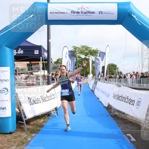 16.08.2026 - KN Förde Triathlon 2026 Markus Tischler http://msf.ph/oto/9994882 16.08.2026 10:44:49 Ziel 169, 182, 184, 169, 182, 184 meine-sportfotos.de