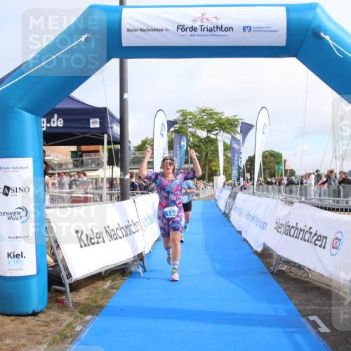 16.08.2026 - KN Förde Triathlon 2026 Markus Tischler http://msf.ph/oto/9994888 16.08.2026 10:44:52 Ziel 169, 182, 184, 169, 182, 184 meine-sportfotos.de