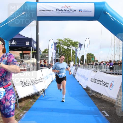 16.08.2026 - KN Förde Triathlon 2026 Markus Tischler http://msf.ph/oto/9994896 16.08.2026 10:44:54 Ziel 169, 182, 184, 169, 182, 184 meine-sportfotos.de