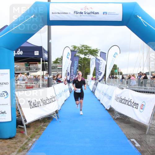 16.08.2026 - KN Förde Triathlon 2026 Markus Tischler http://msf.ph/oto/9995215 16.08.2026 10:55:41 Ziel 266, 266 meine-sportfotos.de