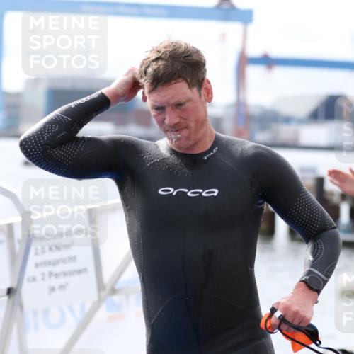 16.08.2026 - KN Förde Triathlon 2026 Antke Förster http://msf.ph/oto/9995238 16.08.2026 10:53:06 Schwimmen 302, 304, 305, 307 meine-sportfotos.de