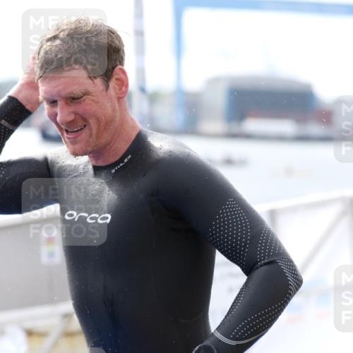16.08.2026 - KN Förde Triathlon 2026 Antke Förster http://msf.ph/oto/9995239 16.08.2026 10:53:06 Schwimmen 302, 304, 305, 307 meine-sportfotos.de