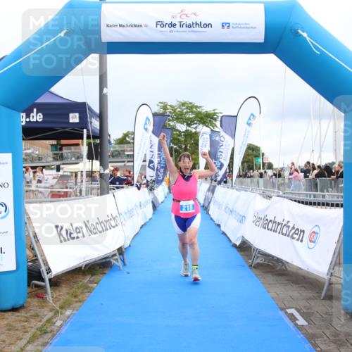 16.08.2026 - KN Förde Triathlon 2026 Markus Tischler http://msf.ph/oto/9995264 16.08.2026 10:56:47 Ziel 215, 215 meine-sportfotos.de