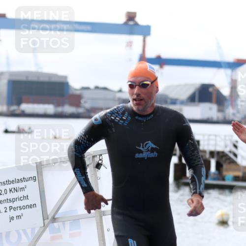 16.08.2026 - KN Förde Triathlon 2026 Antke Förster http://msf.ph/oto/9995266 16.08.2026 10:53:52 Schwimmen 304, 305, 308, 311, 319, 325, 441, 318, 325, 330 meine-sportfotos.de