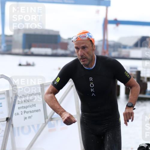 16.08.2026 - KN Förde Triathlon 2026 Antke Förster http://msf.ph/oto/9995271 16.08.2026 10:53:58 Schwimmen 308, 311, 319, 325, 441, 318, 330 meine-sportfotos.de