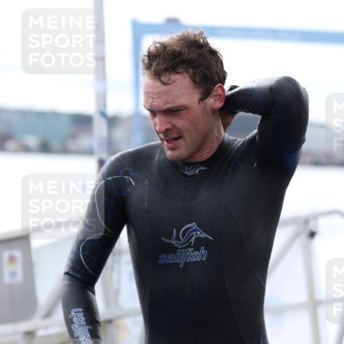 16.08.2026 - KN Förde Triathlon 2026 Antke Förster http://msf.ph/oto/9995291 16.08.2026 10:54:38 Schwimmen 312, 313, 314, 330, 309, 314, 317 meine-sportfotos.de