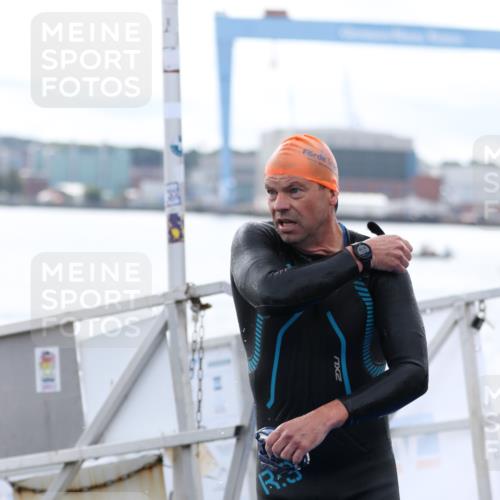 16.08.2026 - KN Förde Triathlon 2026 Antke Förster http://msf.ph/oto/9995308 16.08.2026 10:55:08 Schwimmen 221, 309, 317, 320, 323 meine-sportfotos.de