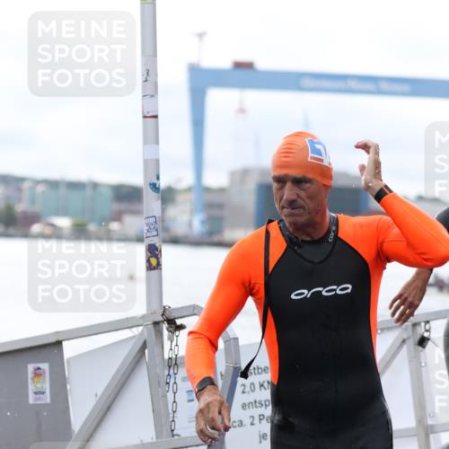 16.08.2026 - KN Förde Triathlon 2026 Antke Förster http://msf.ph/oto/9995348 16.08.2026 10:56:26 Schwimmen 310, 321, 324, 341, 373, 336, 337, 340, 373 meine-sportfotos.de