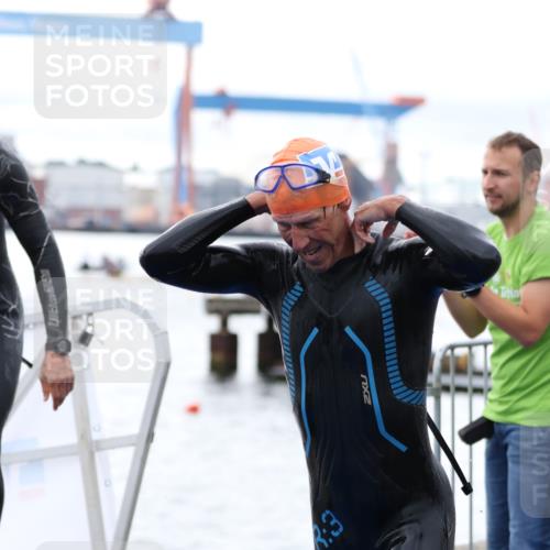 16.08.2026 - KN Förde Triathlon 2026 Antke Förster http://msf.ph/oto/9995350 16.08.2026 10:56:28 Schwimmen 310, 321, 324, 336, 341, 373, 336, 337, 340, 343 meine-sportfotos.de