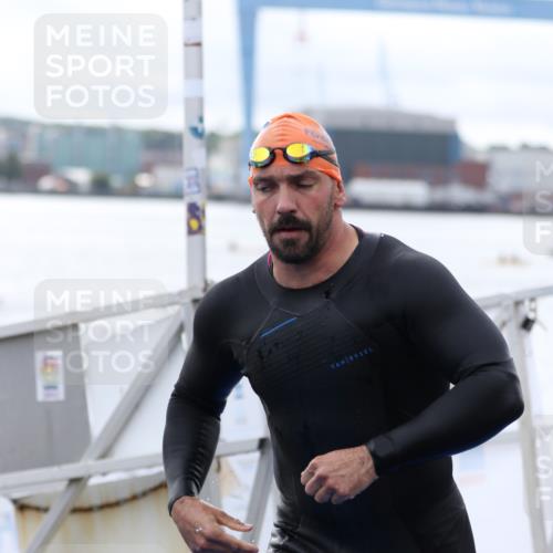 16.08.2026 - KN Förde Triathlon 2026 Antke Förster http://msf.ph/oto/9995378 16.08.2026 10:57:04 Schwimmen 337, 343, 345, 306, 345 meine-sportfotos.de