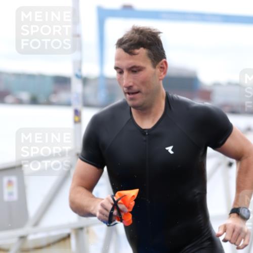 16.08.2026 - KN Förde Triathlon 2026 Antke Förster http://msf.ph/oto/9995396 16.08.2026 10:58:15 Schwimmen 322, 363, 331, 339, 355, 359, 363, 367 meine-sportfotos.de