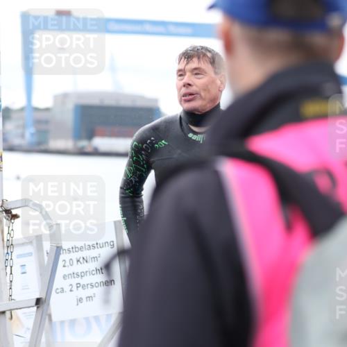 16.08.2026 - KN Förde Triathlon 2026 Antke Förster http://msf.ph/oto/9995402 16.08.2026 10:58:21 Schwimmen 331, 355, 363, 331, 339, 350, 359, 361, 367 meine-sportfotos.de