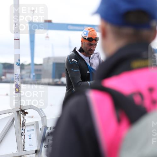 16.08.2026 - KN Förde Triathlon 2026 Antke Förster http://msf.ph/oto/9995404 16.08.2026 10:58:23 Schwimmen 331, 355, 363, 339, 350, 359, 361, 367 meine-sportfotos.de
