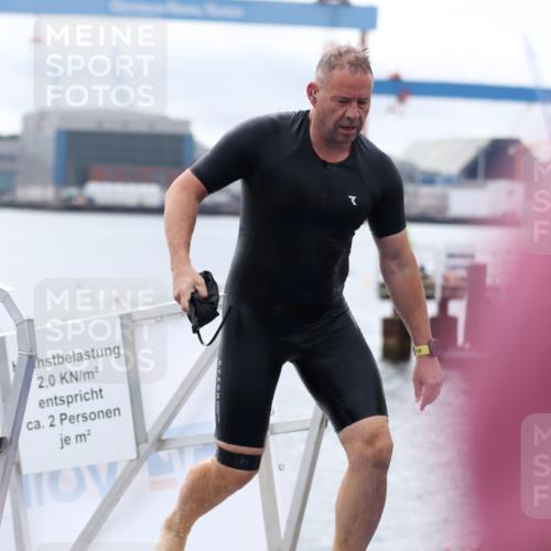 16.08.2026 - KN Förde Triathlon 2026 Antke Förster http://msf.ph/oto/9995417 16.08.2026 10:58:44 Schwimmen 331, 339, 350, 355, 359, 361, 367, 328, 348, 371 meine-sportfotos.de