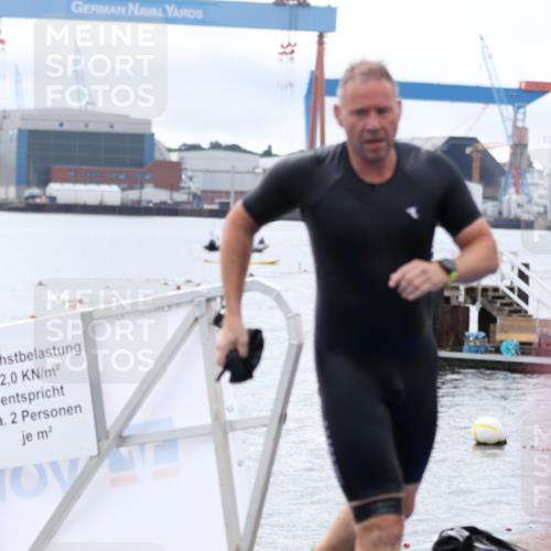 16.08.2026 - KN Förde Triathlon 2026 Antke Förster http://msf.ph/oto/9995419 16.08.2026 10:58:44 Schwimmen 331, 339, 350, 355, 359, 361, 367, 328, 348, 371 meine-sportfotos.de