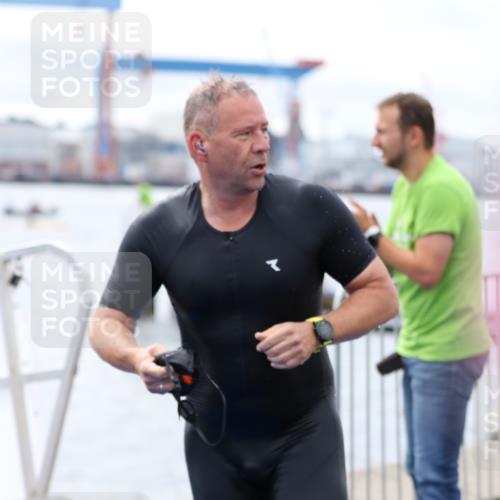 16.08.2026 - KN Förde Triathlon 2026 Antke Förster http://msf.ph/oto/9995420 16.08.2026 10:58:45 Schwimmen 331, 339, 350, 359, 361, 367, 328, 348, 371 meine-sportfotos.de