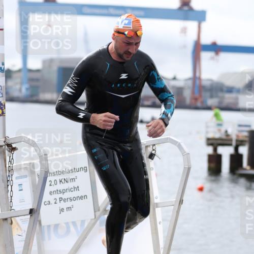 16.08.2026 - KN Förde Triathlon 2026 Antke Förster http://msf.ph/oto/9995424 16.08.2026 10:59:01 Schwimmen 328, 339, 348, 350, 361, 328, 349, 358, 371 meine-sportfotos.de