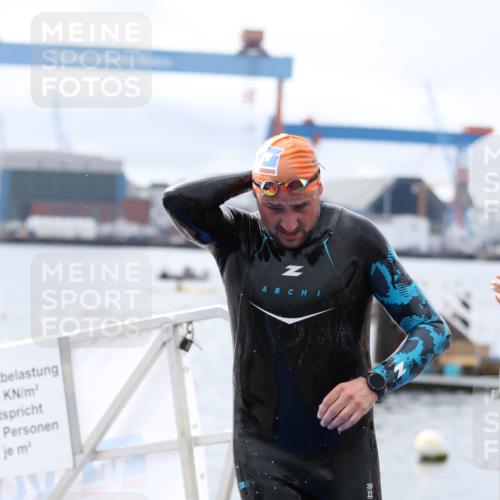 16.08.2026 - KN Förde Triathlon 2026 Antke Förster http://msf.ph/oto/9995425 16.08.2026 10:59:01 Schwimmen 328, 339, 348, 350, 361, 328, 349, 358, 371 meine-sportfotos.de