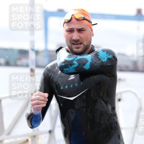 16.08.2026 - KN Förde Triathlon 2026 Antke Förster http://msf.ph/oto/9995428 16.08.2026 10:59:02 Schwimmen 328, 339, 348, 350, 361, 349, 358, 371 meine-sportfotos.de