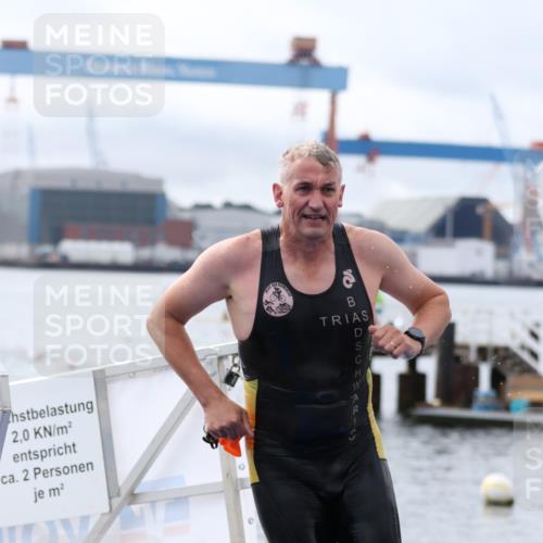 16.08.2026 - KN Förde Triathlon 2026 Antke Förster http://msf.ph/oto/9995443 16.08.2026 10:59:24 Schwimmen 328, 349, 371, 358, 804 meine-sportfotos.de