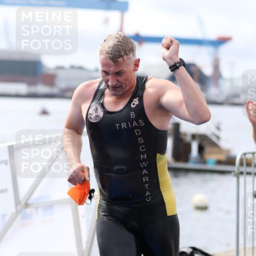 16.08.2026 - KN Förde Triathlon 2026 Antke Förster http://msf.ph/oto/9995444 16.08.2026 10:59:25 Schwimmen 328, 349, 358, 371, 358, 804 meine-sportfotos.de