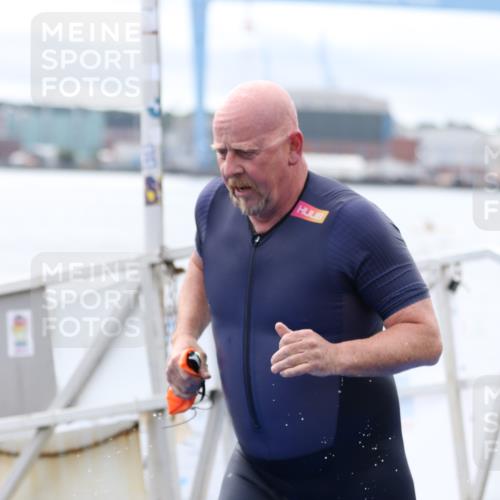 16.08.2026 - KN Förde Triathlon 2026 Antke Förster http://msf.ph/oto/9995477 16.08.2026 11:00:16 Schwimmen 346, 354, 372, 391, 392, 394 meine-sportfotos.de