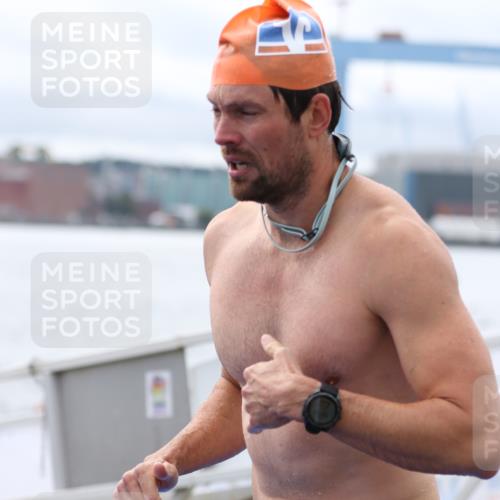 16.08.2026 - KN Förde Triathlon 2026 Antke Förster http://msf.ph/oto/9995490 16.08.2026 11:00:34 Schwimmen 354, 391, 392, 394, 338, 356, 368, 390, 395 meine-sportfotos.de