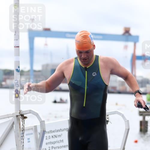 16.08.2026 - KN Förde Triathlon 2026 Antke Förster http://msf.ph/oto/9995497 16.08.2026 11:00:48 Schwimmen 368, 390, 392, 338, 342, 352, 356, 395 meine-sportfotos.de