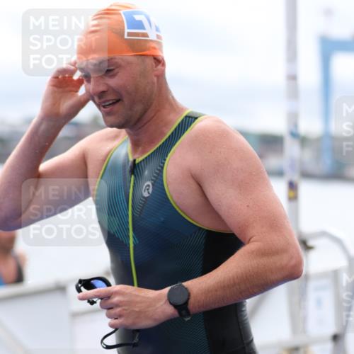 16.08.2026 - KN Förde Triathlon 2026 Antke Förster http://msf.ph/oto/9995499 16.08.2026 11:00:49 Schwimmen 368, 390, 392, 338, 342, 352, 356, 395 meine-sportfotos.de