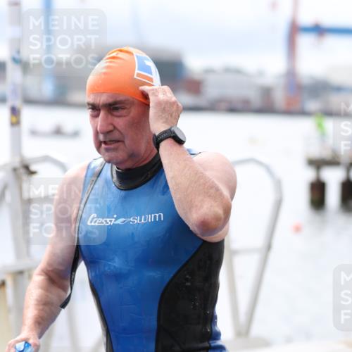 16.08.2026 - KN Förde Triathlon 2026 Antke Förster http://msf.ph/oto/9995528 16.08.2026 11:01:20 Schwimmen 342, 347, 352, 375, 353, 364, 365, 376, 377, 382, 383 meine-sportfotos.de