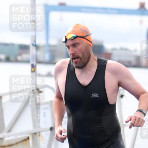 16.08.2026 - KN Förde Triathlon 2026 Antke Förster http://msf.ph/oto/9995532 16.08.2026 11:01:23 Schwimmen 342, 347, 352, 375, 382, 353, 364, 365, 376, 377, 383 meine-sportfotos.de