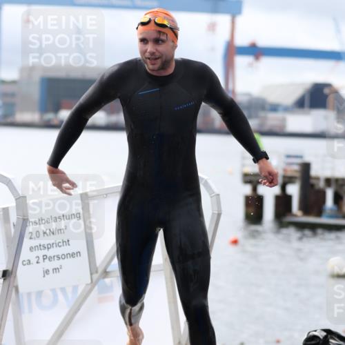 16.08.2026 - KN Förde Triathlon 2026 Antke Förster http://msf.ph/oto/9995547 16.08.2026 11:01:35 Schwimmen 347, 352, 364, 365, 375, 382, 353, 369, 376, 377, 383 meine-sportfotos.de