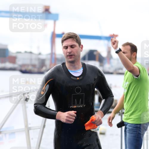 16.08.2026 - KN Förde Triathlon 2026 Antke Förster http://msf.ph/oto/9995570 16.08.2026 11:02:30 Schwimmen 410, 315, 316, 357, 388, 397 meine-sportfotos.de