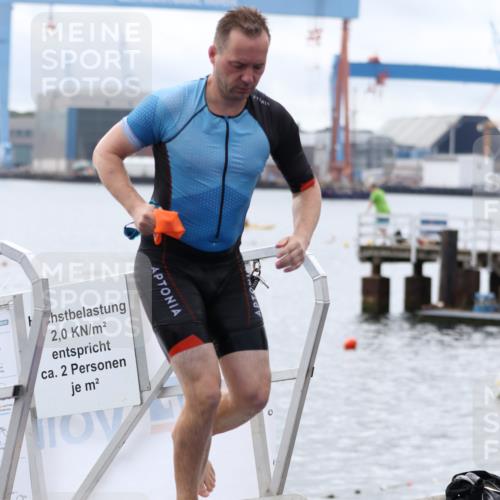 16.08.2026 - KN Förde Triathlon 2026 Antke Förster http://msf.ph/oto/9995575 16.08.2026 11:02:39 Schwimmen 397, 410, 315, 316, 357, 370, 388, 389, 397 meine-sportfotos.de