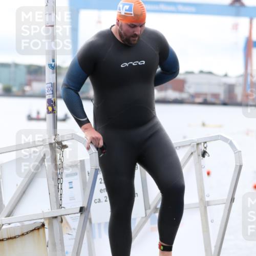 16.08.2026 - KN Förde Triathlon 2026 Antke Förster http://msf.ph/oto/9995604 16.08.2026 11:03:07 Schwimmen 315, 316, 357, 360, 370, 388, 389, 381 meine-sportfotos.de