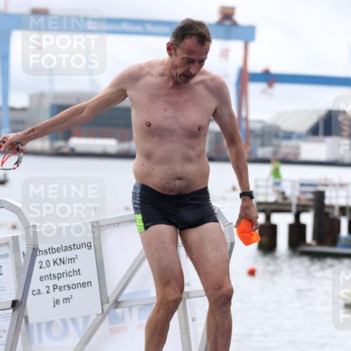 16.08.2026 - KN Förde Triathlon 2026 Antke Förster http://msf.ph/oto/9995614 16.08.2026 11:03:25 Schwimmen 360, 370, 381, 379, 403 meine-sportfotos.de