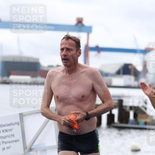 16.08.2026 - KN Förde Triathlon 2026 Antke Förster http://msf.ph/oto/9995615 16.08.2026 11:03:26 Schwimmen 360, 370, 381, 379, 403 meine-sportfotos.de