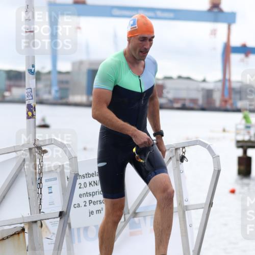 16.08.2026 - KN Förde Triathlon 2026 Antke Förster http://msf.ph/oto/9995619 16.08.2026 11:03:41 Schwimmen 379, 381, 379, 398, 403, 409, 412, 422 meine-sportfotos.de