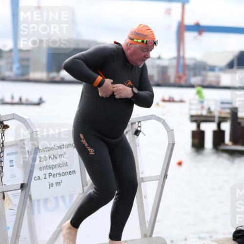 16.08.2026 - KN Förde Triathlon 2026 Antke Förster http://msf.ph/oto/9995641 16.08.2026 11:04:01 Schwimmen 379, 398, 403, 409, 422, 334, 401, 412 meine-sportfotos.de