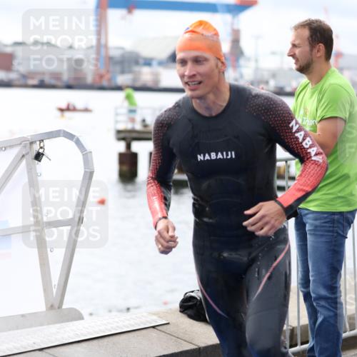 16.08.2026 - KN Förde Triathlon 2026 Antke Förster http://msf.ph/oto/9995651 16.08.2026 11:04:07 Schwimmen 398, 401, 403, 409, 412, 422, 334, 401, 411, 413 meine-sportfotos.de
