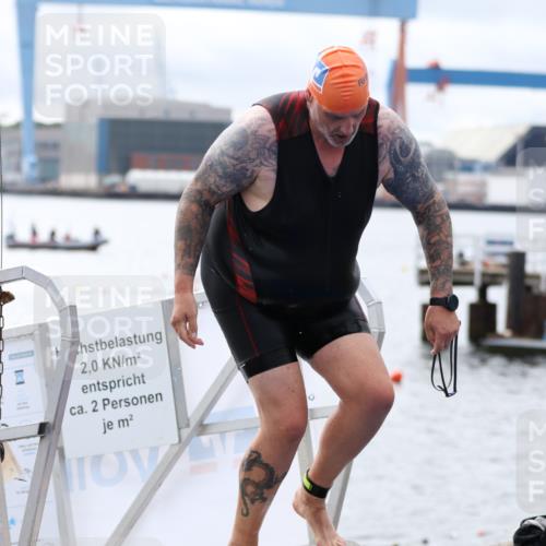 16.08.2026 - KN Förde Triathlon 2026 Antke Förster http://msf.ph/oto/9995670 16.08.2026 11:04:31 Schwimmen 334, 401, 411, 412, 413, 408, 430 meine-sportfotos.de