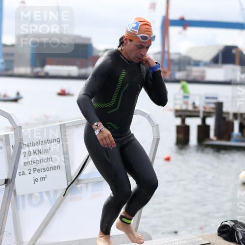 16.08.2026 - KN Förde Triathlon 2026 Antke Förster http://msf.ph/oto/9995684 16.08.2026 11:04:58 Schwimmen 408, 430, 374, 386, 406, 407 meine-sportfotos.de