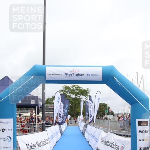 16.08.2026 - KN Förde Triathlon 2026 Markus Tischler http://msf.ph/oto/9995710 16.08.2026 11:10:40 Ziel  meine-sportfotos.de