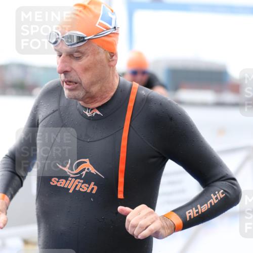 16.08.2026 - KN Förde Triathlon 2026 Antke Förster http://msf.ph/oto/9995735 16.08.2026 11:06:21 Schwimmen 400, 402, 803, 351, 396, 399 meine-sportfotos.de