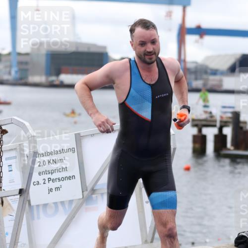 16.08.2026 - KN Förde Triathlon 2026 Antke Förster http://msf.ph/oto/9995743 16.08.2026 11:06:41 Schwimmen 396, 402, 803, 351, 396, 399, 416, 435 meine-sportfotos.de