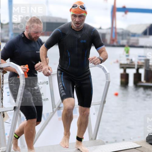 16.08.2026 - KN Förde Triathlon 2026 Antke Förster http://msf.ph/oto/9995765 16.08.2026 11:07:07 Schwimmen 351, 399, 416, 435, 437, 378, 385, 404, 425, 437, 801, 802 meine-sportfotos.de